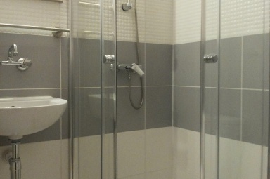 łazienka pok&oacute;j 3-4 os.