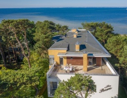 Daisy Residence 2 