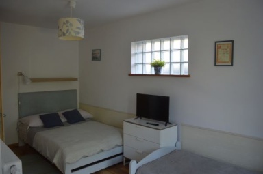 pok&oacute;j 3 osobowy domek parter