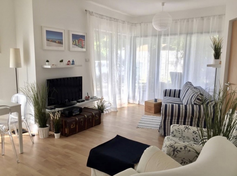 Apartament Willa Zofia Salon z rozkladana, podwojna kanapa