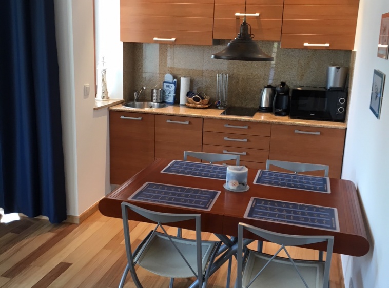 Apartamenty Aloza7  Apa. Aloza7 - aneks kuchenny i jadalnia?v=1.0