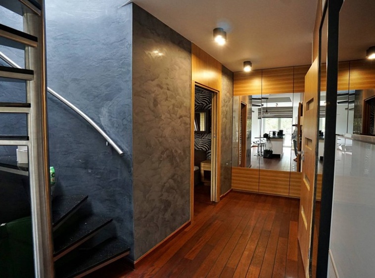 Apartament w Juracie - Willa Ziemia Schodki na górny taras?v=1.0